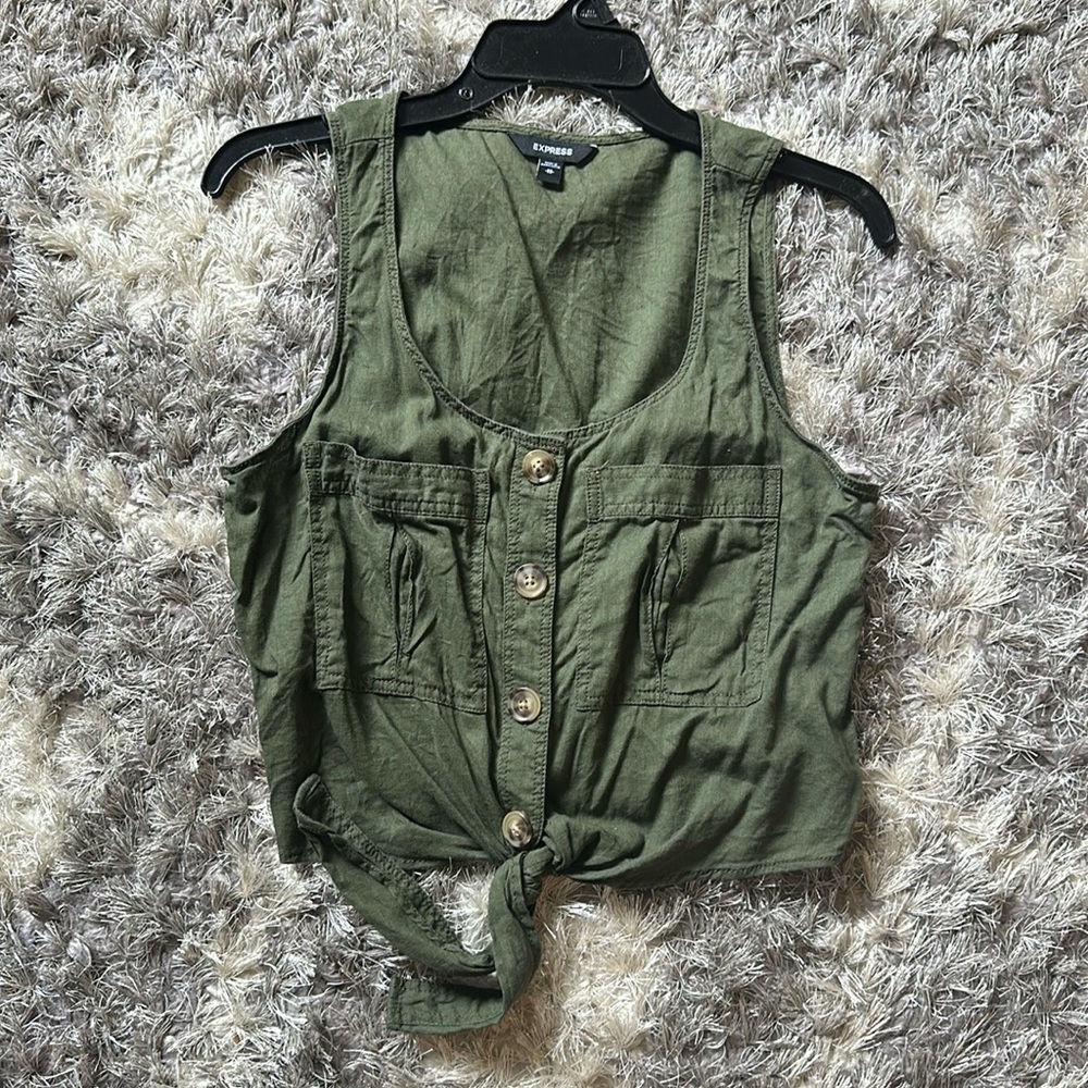 Express army green crop top